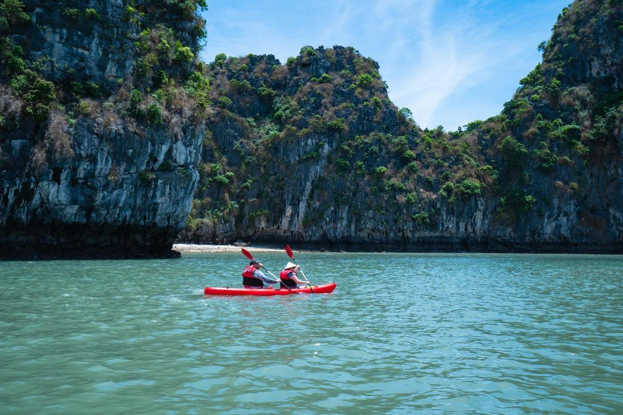 Hotel Victory Star Cruise Hạ Long Exterior foto